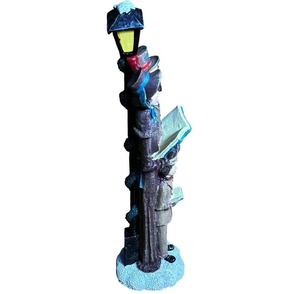 Retro Christmas Carolers Figurine Lamppost Victorian‎ Style Decorative Figurine
